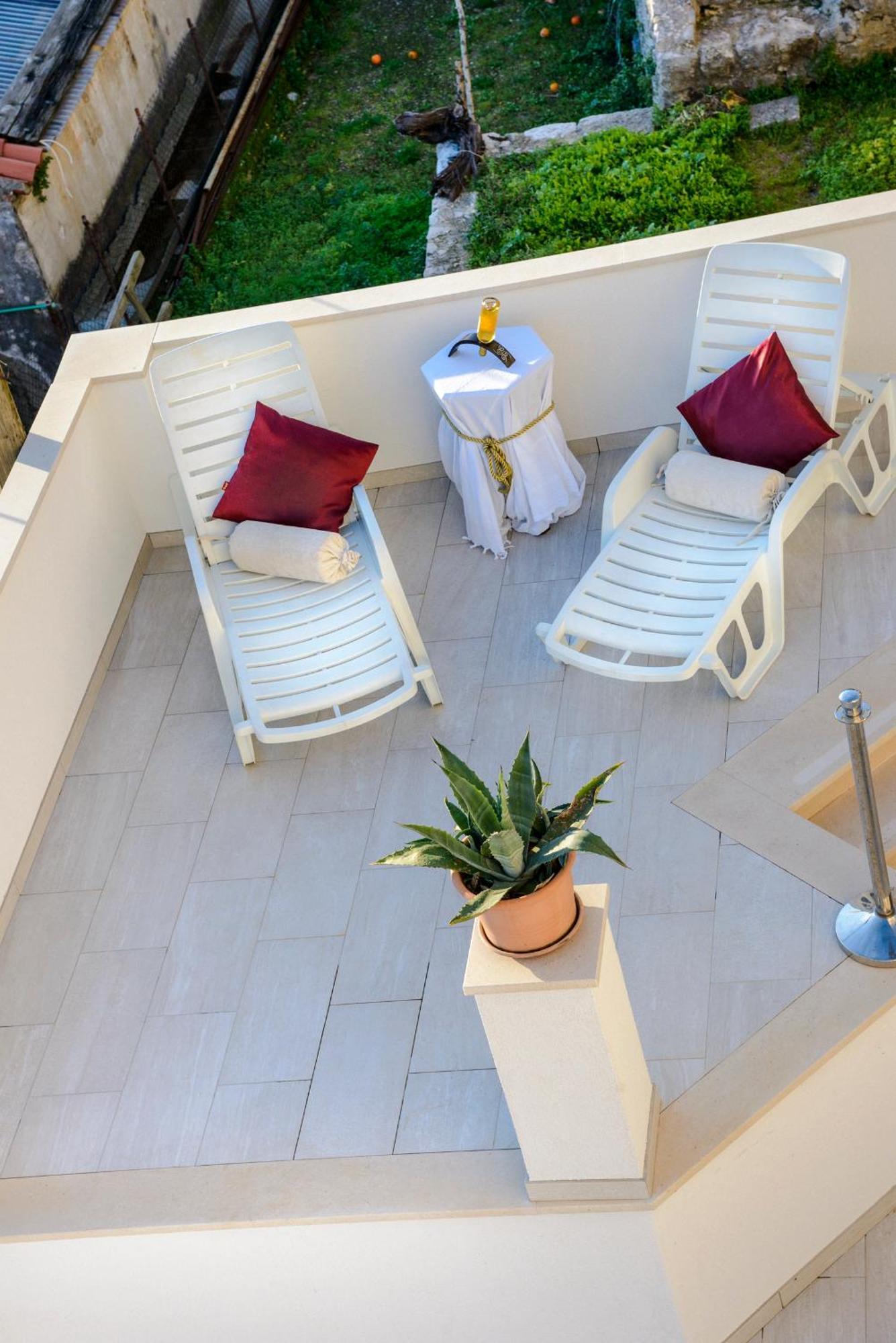Apartments Dubrovnik Seven Oda fotoğraf